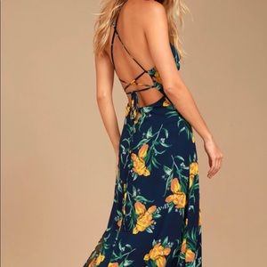 Backless floral flowy maxi dress
